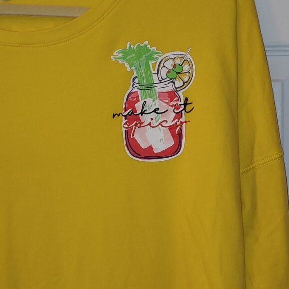 Crown & Ivy Make it Spicy shirt Sz S NWOT - Picture 2 of 3